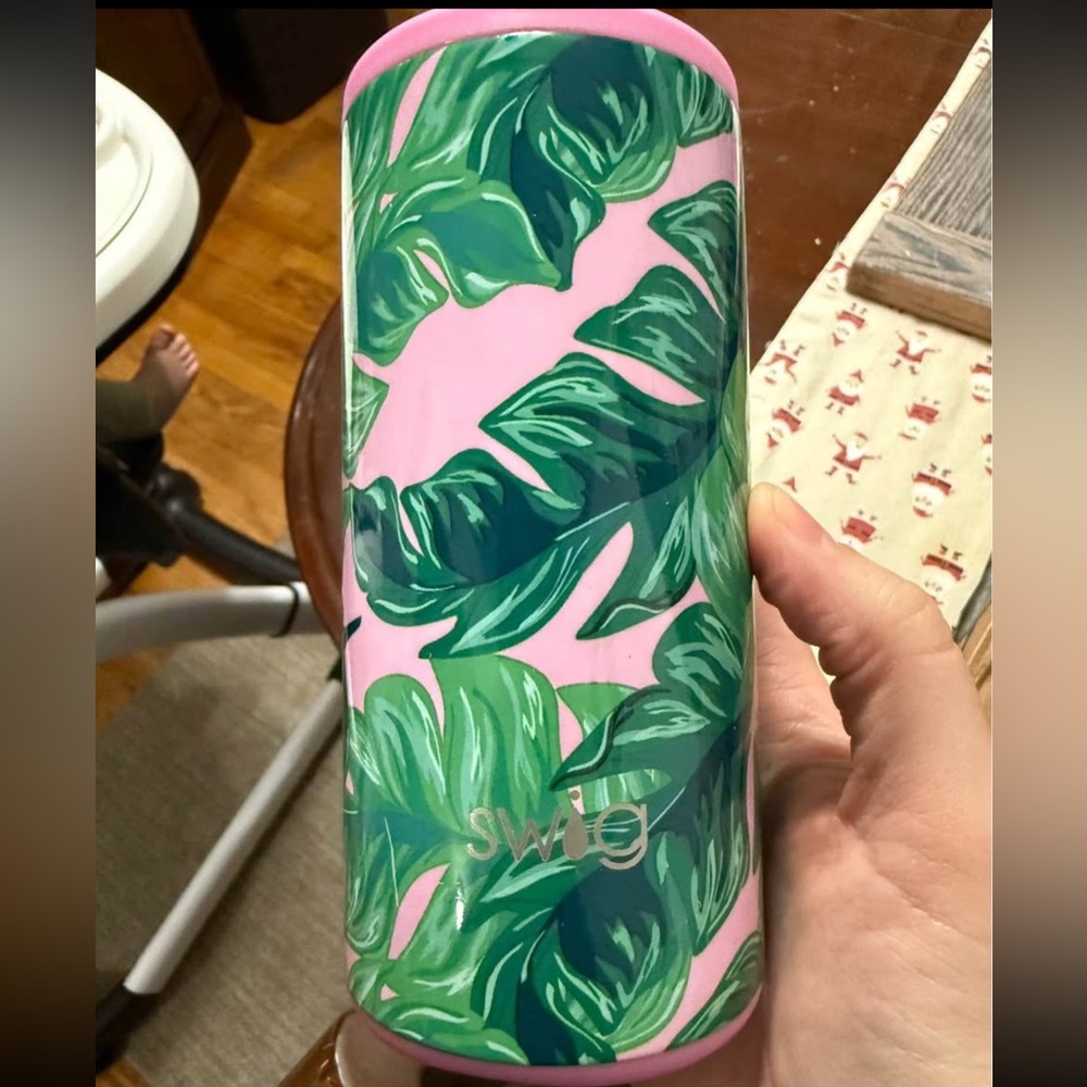 Swig Slim Can Holder